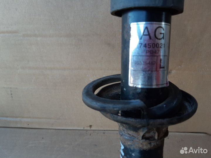 Амортизатор передний правый Дэу Матиз