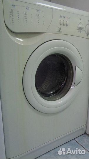 Стиральная машина Indesit