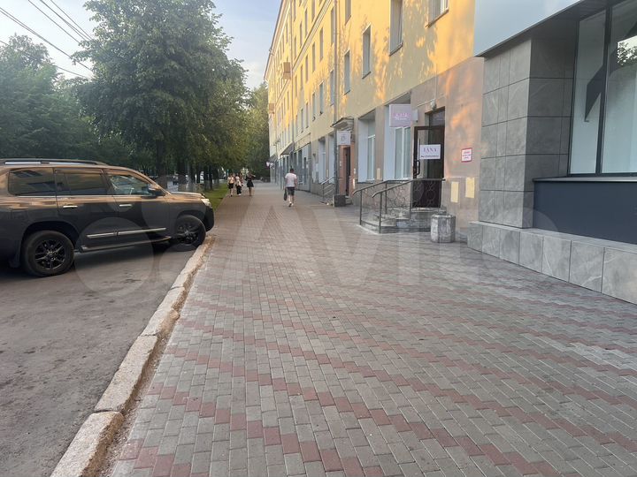 Торговая площадь, 106 м²