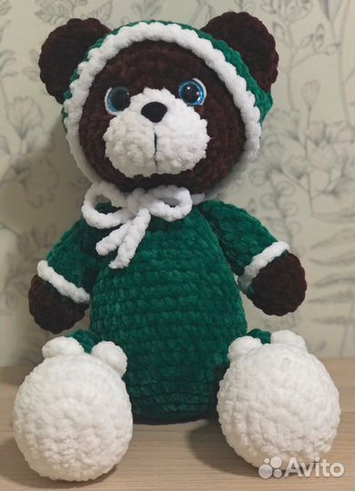 Плюшевый мишка в пижаме амигуруми