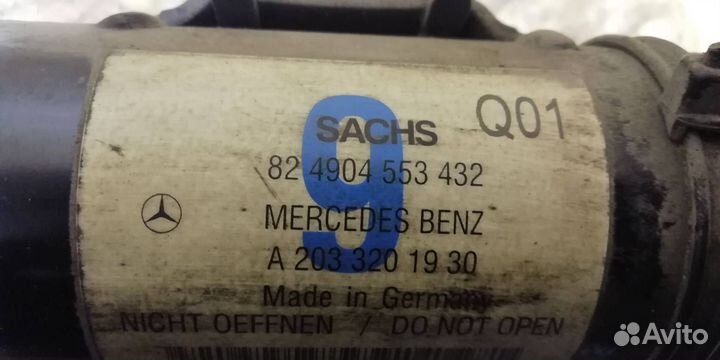 Стойка амортизатора передняя правая Mercedes-Benz