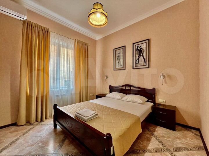 Гостиница, 600 м²