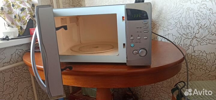 Микроволновая печь Samsung на запчасти