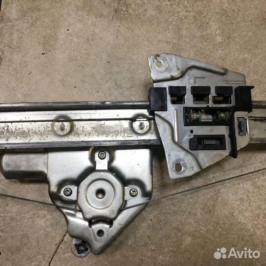 Стеклоподъемник электр. задний левый Mitsubishi Gr