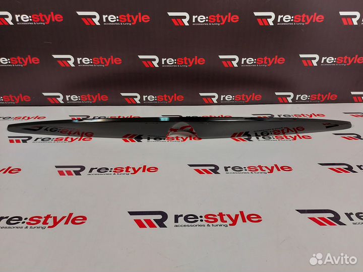 Спойлер Под стекло Prado 120 / Lexus GX470