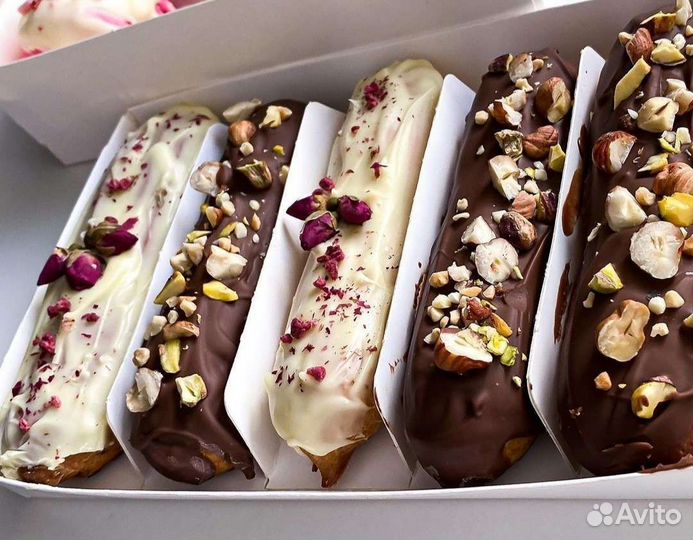 Эклеры / заварные пирожные / десерт