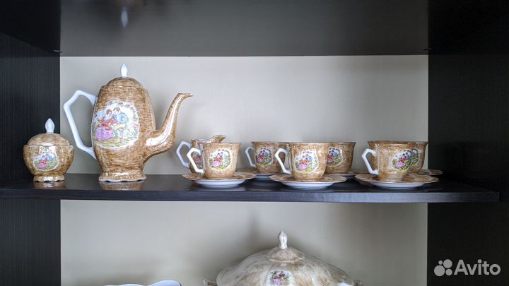 Большой столовый и чайный сервиз ручной работы
