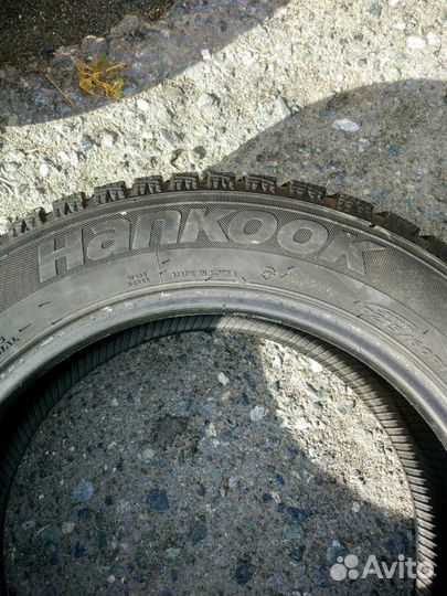 Hankook Winter I'Pike W409 215/60 R17