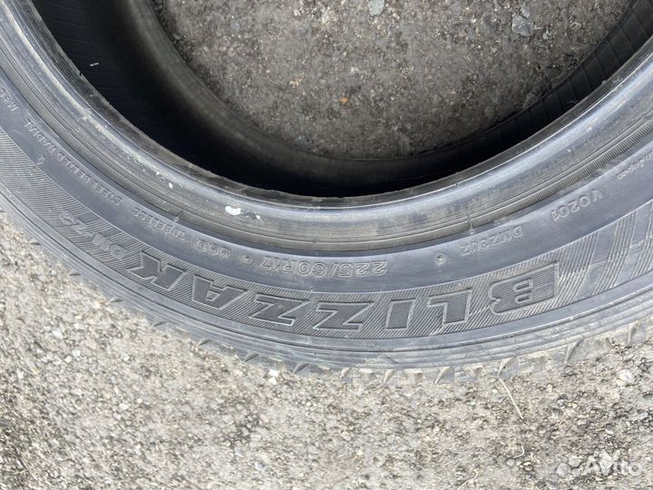 Bridgestone Blizzak 6 225/60 R17 99