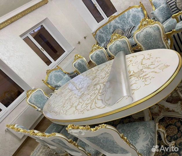 Прозрачная клеенка на обеденный стол