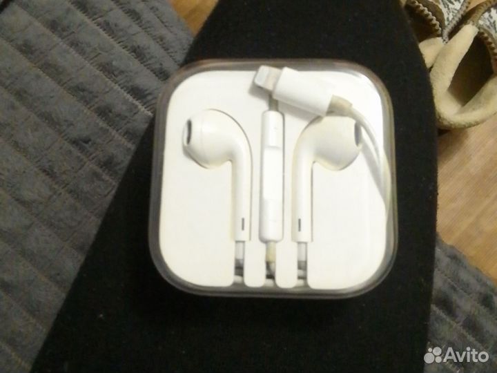 Наушники apple earpods lightning