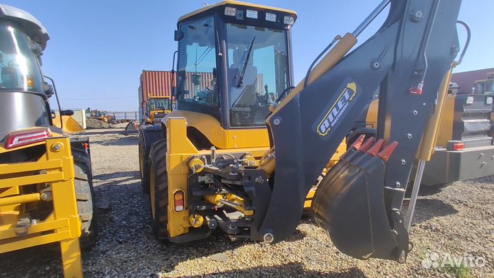 Экскаватор-погрузчик ЧЛМЗ 310 / 310.1, 2023