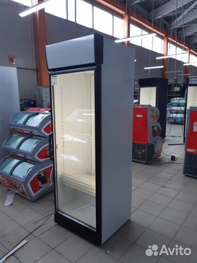 Холодильный шкаф
