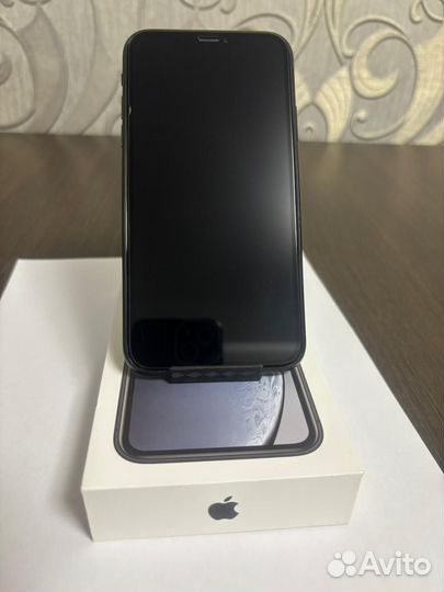 iPhone Xr, 64 ГБ