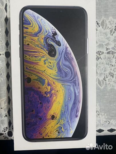 Коробка от iPhone 11 pro