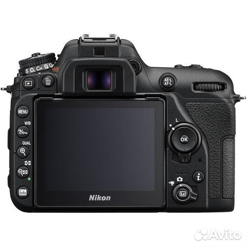 Nikon D7500 body