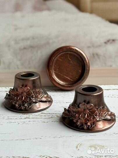 Подсвечники