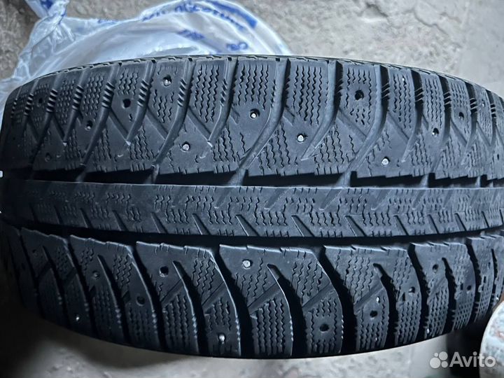 Bridgestone Ice Cruiser 7000 225/45 R18 91T