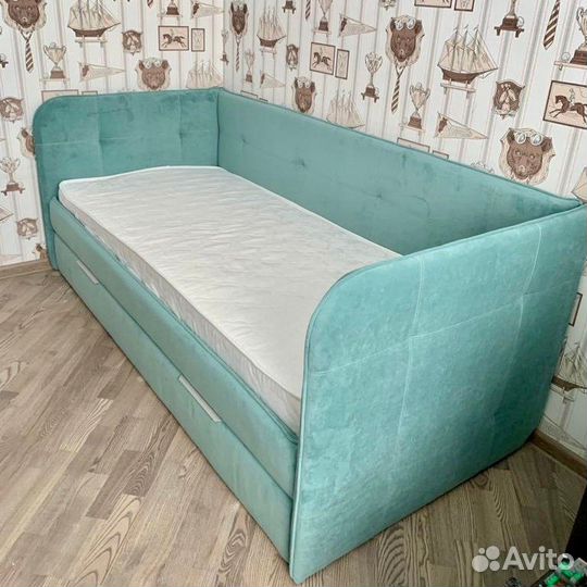 Детская кровать с дополнительным спальным местом