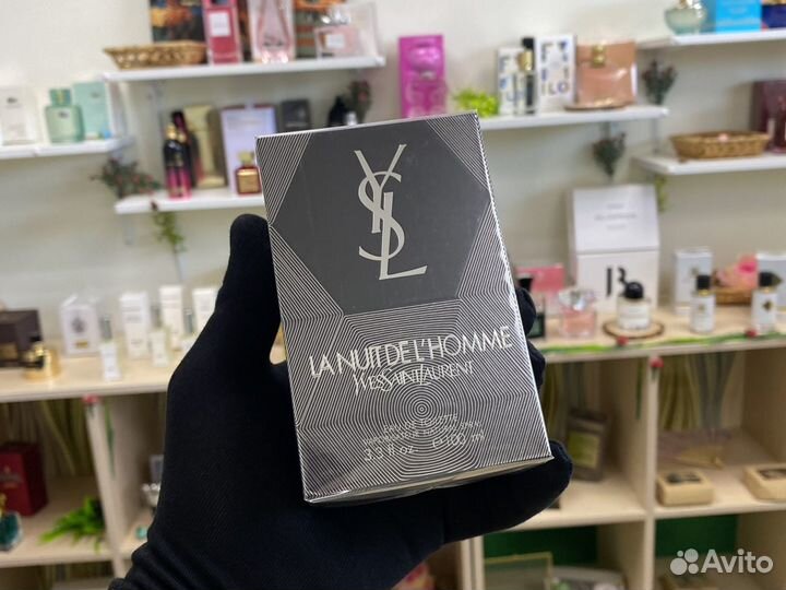 La Nuit de l'Homme Yves Saint Laurent