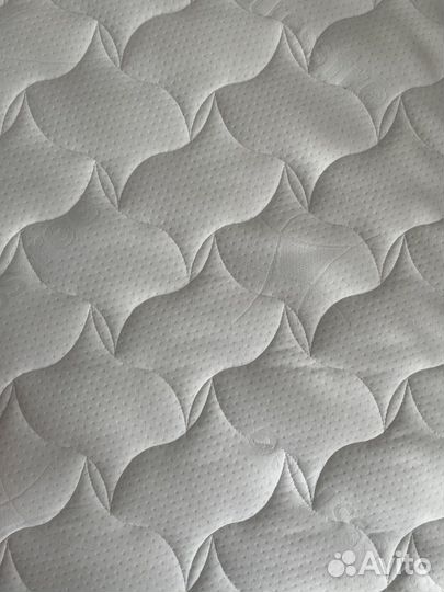 Детская кровать happy baby и матрас