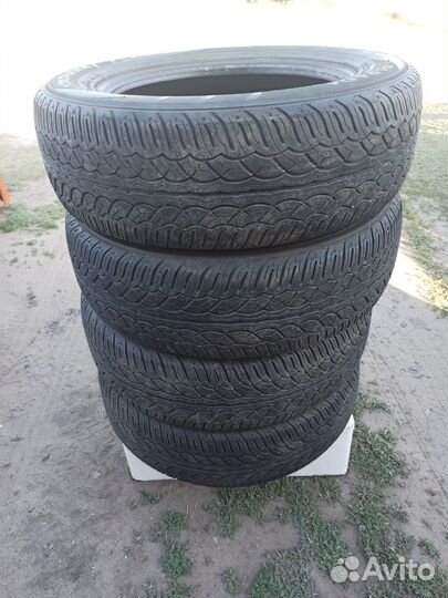 Yokohama Parada Spec-X 235/65 R18
