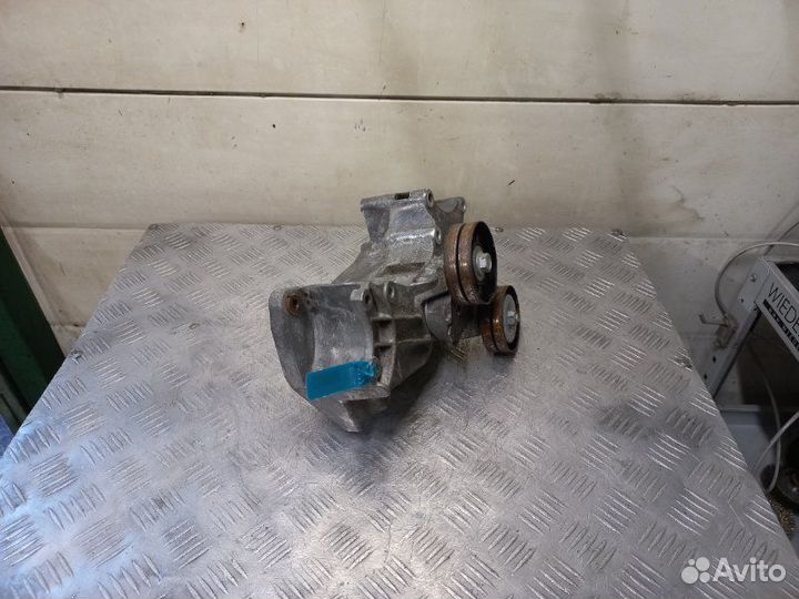 Кронштейн генератора Skoda Octavia A4 1.4 AHW