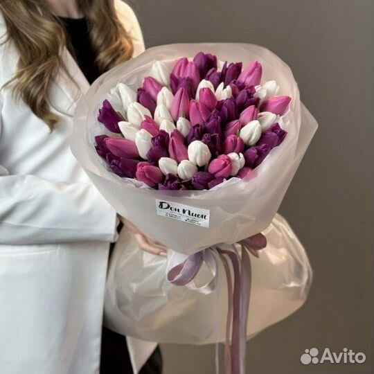 Букеты из тюльпанов с доставкой