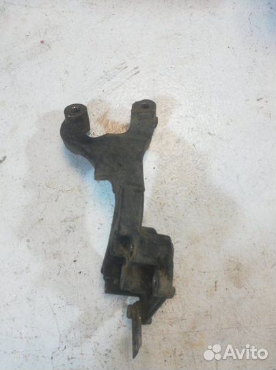 Кронштейн Toyota Land Cruiser Prado KDJ150 1gdftv