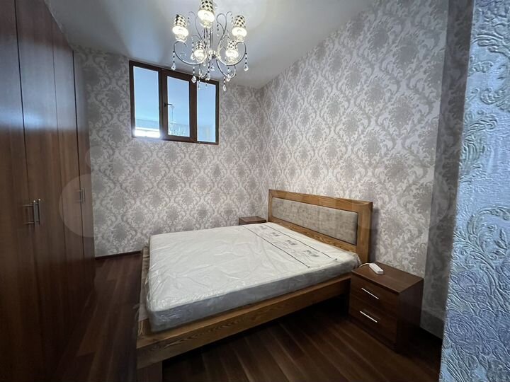 2-к. квартира, 65 м², 10/11 эт.