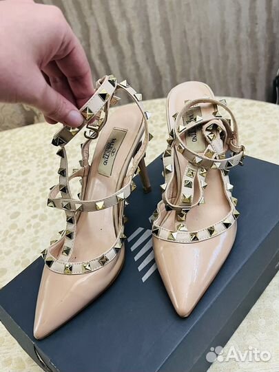 Босоножки valentino