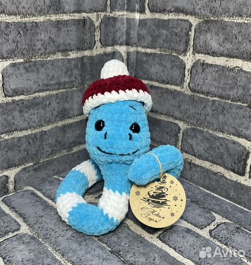 Змейка вязаная