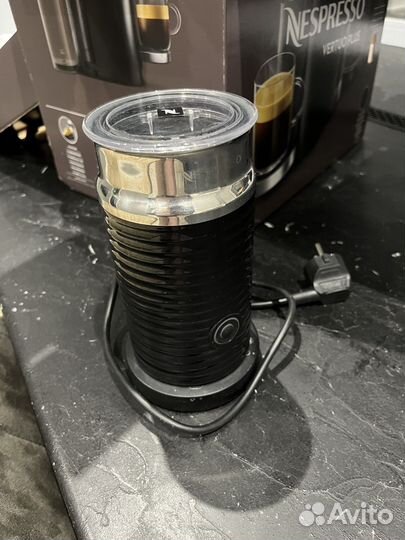 Кфемашина Nespresso Vertuo Plus