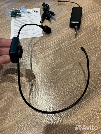 Головной микрофон UHF