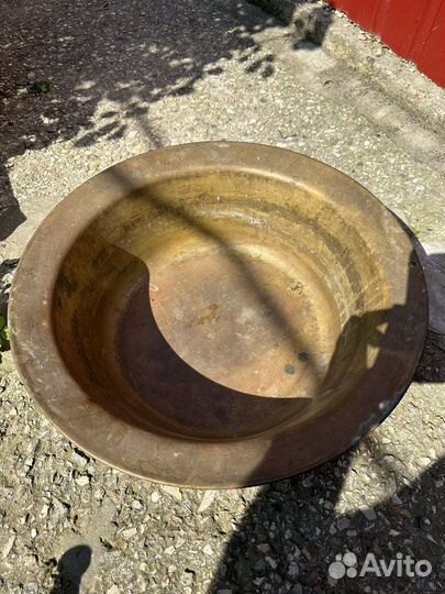 Медный таз и ступка с пестиком