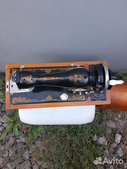 Швейная машинка