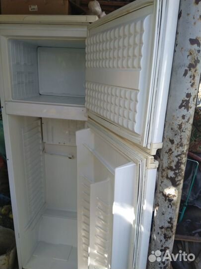 Холодильник Nord двух камерный в хорошем состоянии