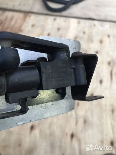 1T0907503B датчик положения кузова задний Passat C