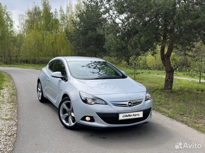 Opel Astra GTC 1.8 МТ, 2013, 31 000 км