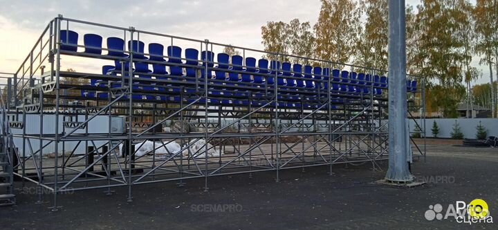 Трибуны на клиновом соединении