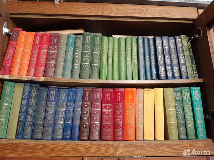 Книги. Более 1000 экз. Разные