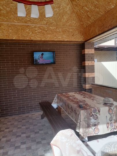 Дом 180 м² на участке 4,7 сот.