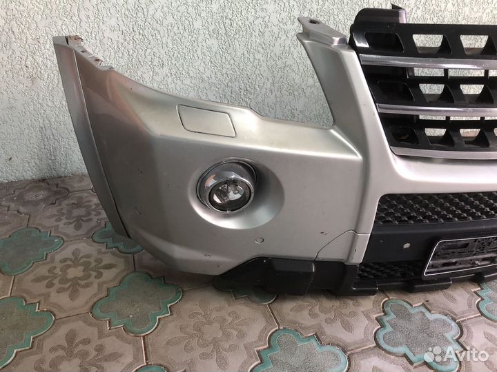 Бампер передний mercedes Ml63 AMG рестайлинг