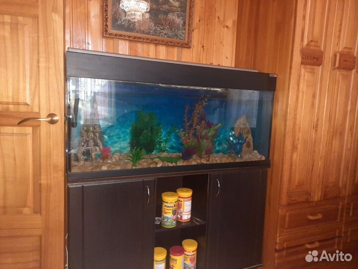 Аквариум с тумбой