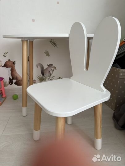 Детский стол и стул