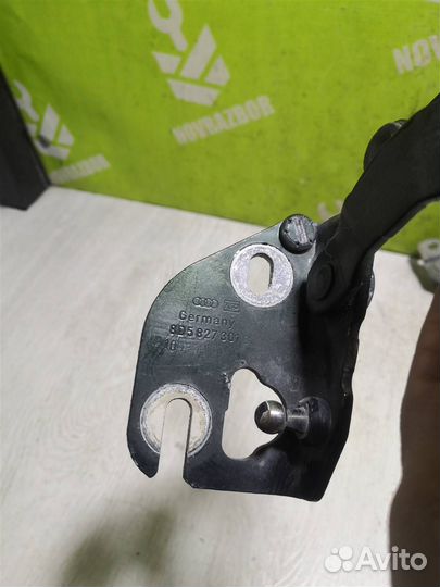 Петля крышки багажника Фольксваген Пассат Б5