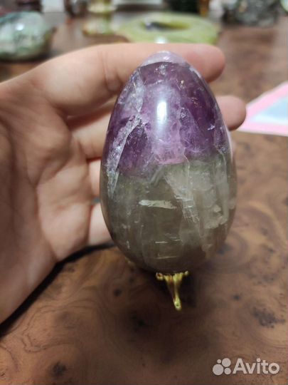 Яйцо из аметиста
