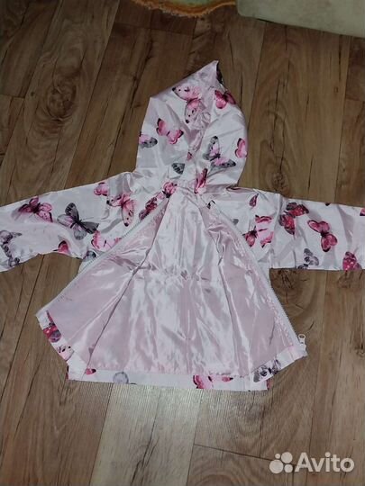 Ветровка для девочки