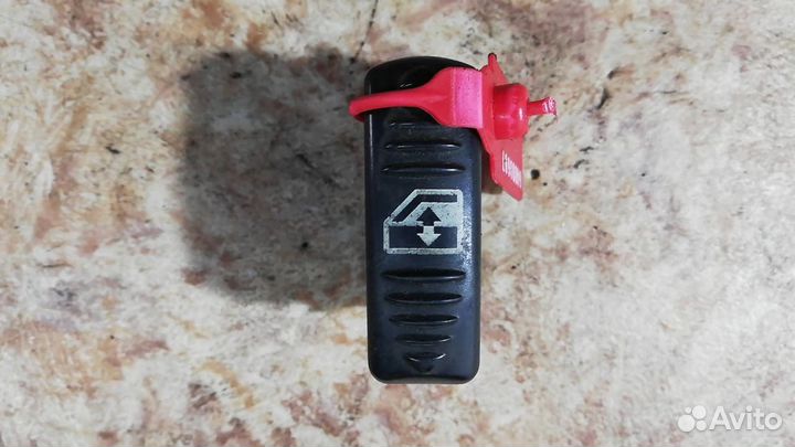 Кнопка стеклоподъёмника / 4-series (S