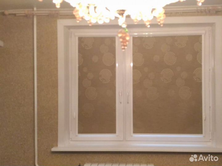 Рулонные шторы с установкой без сверления